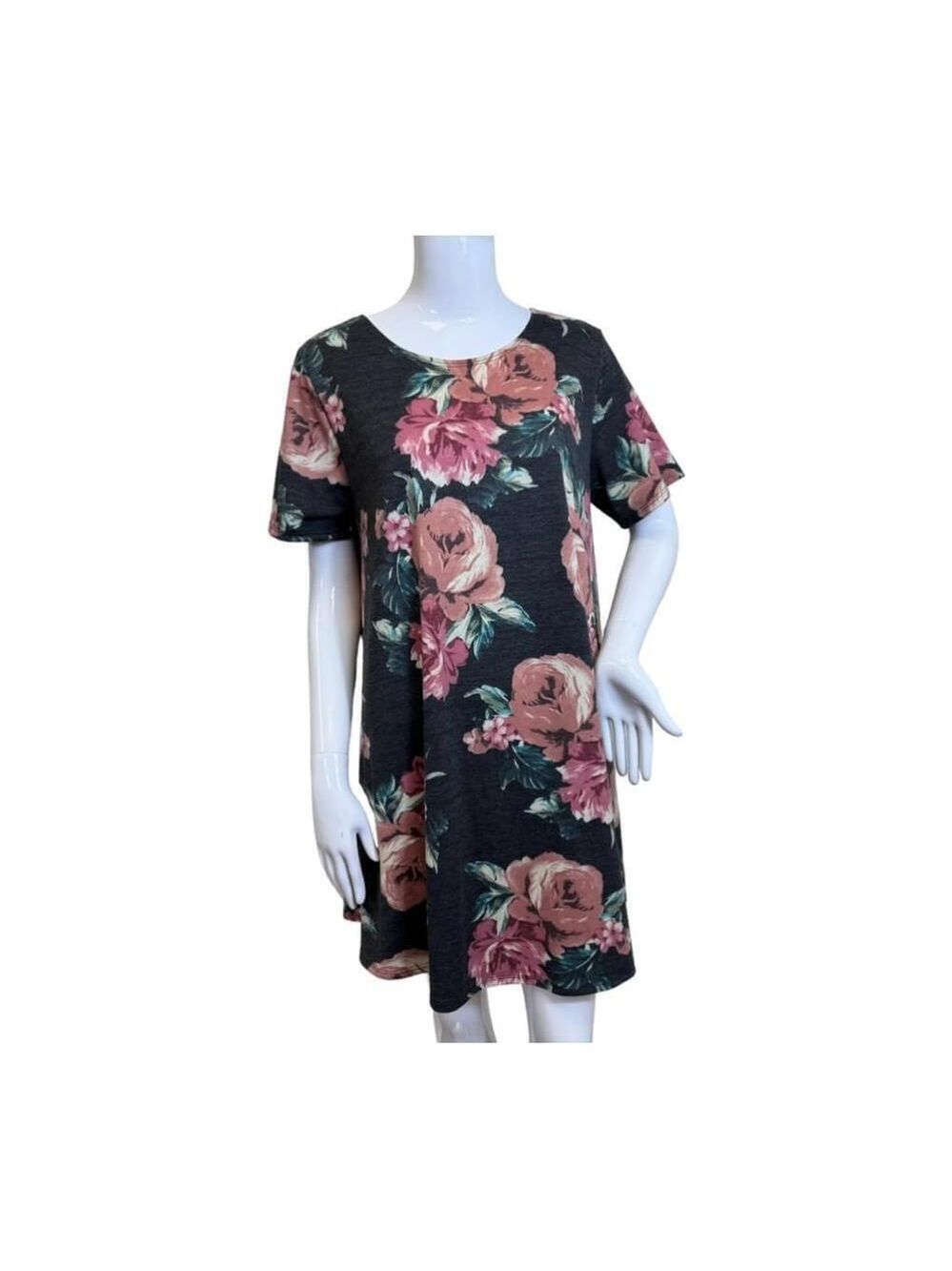 Tris Bien flower dress size M/L